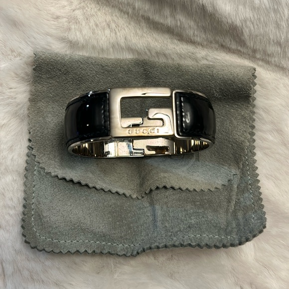 Gucci large black patent leather there and silver stone clasp bangle bracelet - Picture 1 of 17
